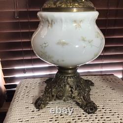 1800's Antique The American 95 Ornate Hand Painted GWTW Oil Lamp