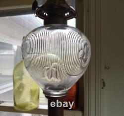 1860s BELLFLOWER RIBBED SINGLE VINE KEROSENE STAND LAMP WithORIGINAL MARBLE BASE