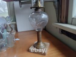 1860s BELLFLOWER RIBBED SINGLE VINE KEROSENE STAND LAMP WithORIGINAL MARBLE BASE