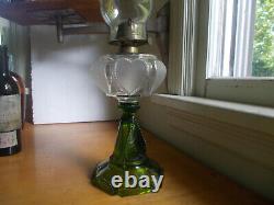 1890 Original Frosted Queen Heart Oil Lamp With Green Base 1892 Burner &chimney