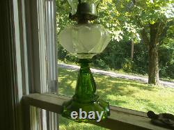 1890 Original Frosted Queen Heart Oil Lamp With Green Base 1892 Burner &chimney