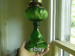 1890s ORIGINAL GREEN GLASS FISHSCALE WITH CABLE FONT OIL LAMP FINDLAY COMPLETE