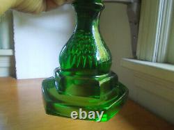 1890s ORIGINAL GREEN GLASS FISHSCALE WITH CABLE FONT OIL LAMP FINDLAY COMPLETE