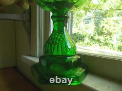 1890s ORIGINAL GREEN GLASS FISHSCALE WITH CABLE FONT OIL LAMP FINDLAY COMPLETE