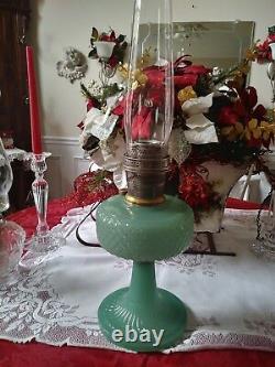 1937 Green Jade Moonstone Aladdin B-86 Diamond Quilt Kerosene Oil Table Lamp