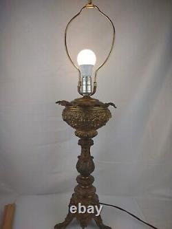 29 Tall Brass Antique Hollywood Regency /Banquet/Parlor Table Lamp