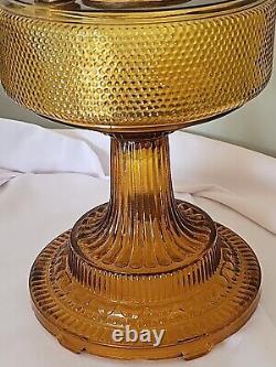 ALADDIN 1933 COLONIAL B-106 OIL KEROSENE GLASS AMBER TABLE LAMP With HOBNAIL BOWL