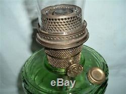 ALADDIN EMERALD GREEN GLASS WASHINGTON DRAPE OIL LAMP MODEL B BURNER With CHIMNEY