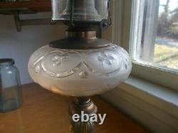 ANTIQUE 1890s ART NOUVEAU KEROSENE OIL LAMP FROSTED FLORAL FONT BRASS &IRON BASE