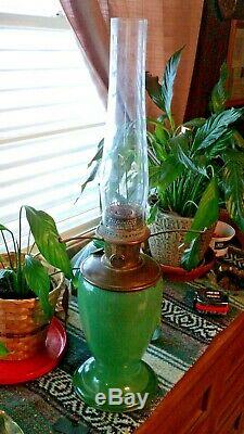 ANTIQUE ALADDIN Venetian Art Craft glass Oil table lamp green 1934-35