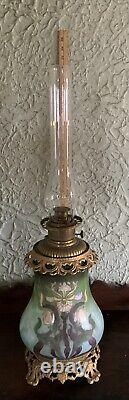 ANTIQUE BANQUET VICTORIAN KEROSENE OIL HP GWTW LAMP Massive