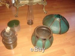 ANTIQUE TIFFANY QUALITY STAINED GLASS BRONZE OIL LAMP With MILLER BURNER