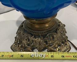 ANTIQUE VICTORIAN OIL KEROSENE GLASS Blue SATIN LION BANQUET WHIMSICAL LAMP