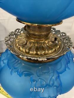 ANTIQUE VICTORIAN OIL KEROSENE GLASS Blue SATIN LION BANQUET WHIMSICAL LAMP