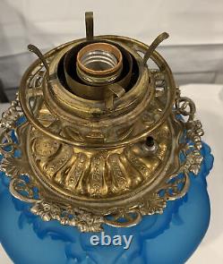 ANTIQUE VICTORIAN OIL KEROSENE GLASS Blue SATIN LION BANQUET WHIMSICAL LAMP