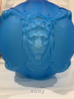 ANTIQUE VICTORIAN OIL KEROSENE GLASS Blue SATIN LION BANQUET WHIMSICAL LAMP