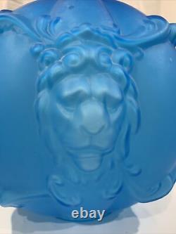 ANTIQUE VICTORIAN OIL KEROSENE GLASS Blue SATIN LION BANQUET WHIMSICAL LAMP