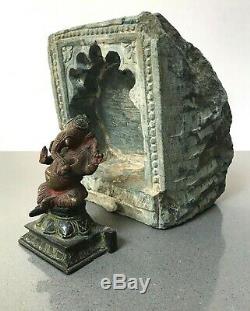 ANTIQUE/VINTAGE INDIAN GREEN QUARTZITE NICHE. WALL MOUNTED OIL /GHEE LAMP 19TH c