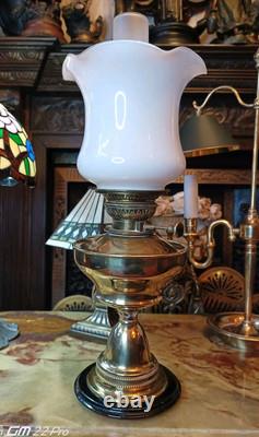 ANTIQUE VINTAGE VERITAS LAMPWORKS BRASS & CERAMIC OIL LAMP with GLASS LAMPSHADE