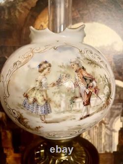 A BEAUTIFUL Victorian Style Colonial Ware Parlor Oil Lamp