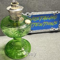 Aladdin B40 Washington Drape Oil Lamp Green Moonstone Uranium Glass Pre War 1939