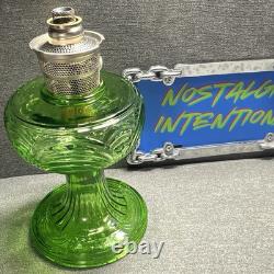 Aladdin B40 Washington Drape Oil Lamp Green Moonstone Uranium Glass Pre War 1939