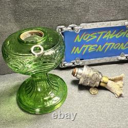 Aladdin B40 Washington Drape Oil Lamp Green Moonstone Uranium Glass Pre War 1939