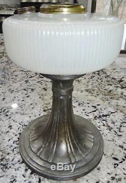 Aladdin QUEEN White Moonstone Glass Kerosene Oil Lamp Glass Vtg Antique
