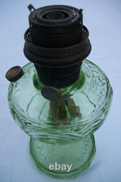 Aladdin Washington Drape Green Kerosene Oil Lamp Model B Burner