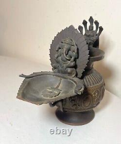 Antique 1800's Nepalese Nepal bronze SUKUNDA VISHNU GANESH NAGAS SNAKE oil lamp