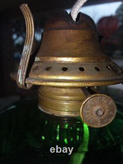 Antique 1890s to Early 1900's Emerald Green Bullseye Oil Lamp Fine Detail