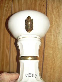 Antique Aladdin Kerosene Oil Lamp Model B-25 Victoria