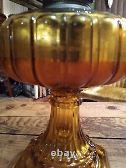 Antique Amber Aladdin Oil Kerosene Lamp With Globe