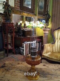 Antique Amber Aladdin Oil Kerosene Lamp With Globe