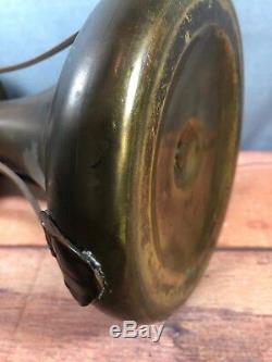 Antique Art Nouveau Double Wick Oil Lamp Bradley & Hubbard Llily Pad Accents 1