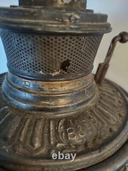 Antique B&H Banquet Oil Lamp Cameo Design