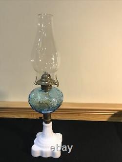 Antique Blue Glass Daisy & Vine Oil Kerosene Lamp Light Atterbury