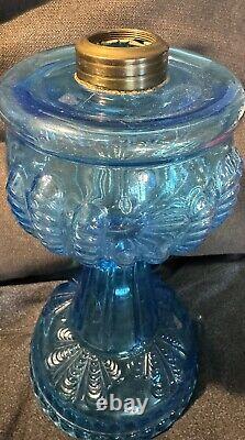 Antique Blue Turkey Foot Pattern Oil / Kerosene Lamp US Glass RARE Nice