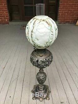 Antique Bradley Hubbard B&H Victorian Banquet Kerosene Oil Lamp Lady Face Shade