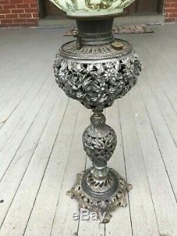 Antique Bradley Hubbard B&H Victorian Banquet Kerosene Oil Lamp Lady Face Shade