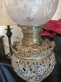 Antique Bradley & Hubbard Banquet Oil Lamp