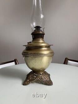 Antique Bradley & Hubbard Oil Lamp Cast Foot & Removable Font B&H Victorian Lamp