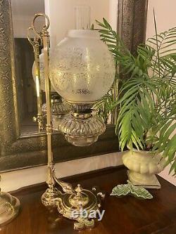 Antique Brass Art nouveau Hinks Oil Lamp