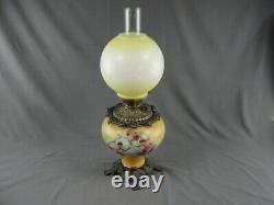 Antique Brass GWTW Hand Painted Cherubs Oil Lamp Yellow Red P. A. Royal Burner