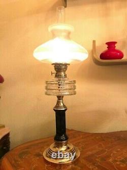 Antique Brass Oil Kerosene Lamp Beautiful Glass Shade