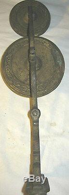 Antique C. 1880 Cast Iron Architectural Oil Lamp Plant Wall Art Holder Bracket