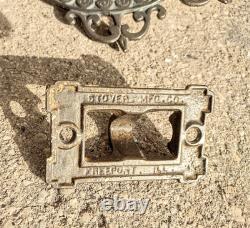 Antique Cast Iron Eastlake Stover Wall Mount Oil Lamp Sconce with 9 Reflector