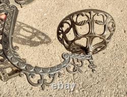 Antique Cast Iron Eastlake Stover Wall Mount Oil Lamp Sconce with 9 Reflector