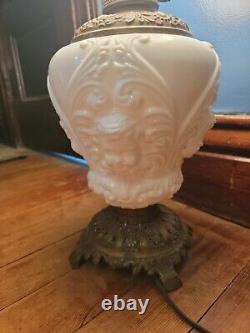 Antique Cherub Electric Oil Lantern Lamp Milk Glass Globe Large Gwtw Hurricane