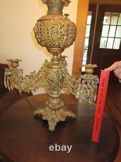 Antique Cherub Oil Lamp Ornate Parlor Banquet Candle Light Spelter or Bronze